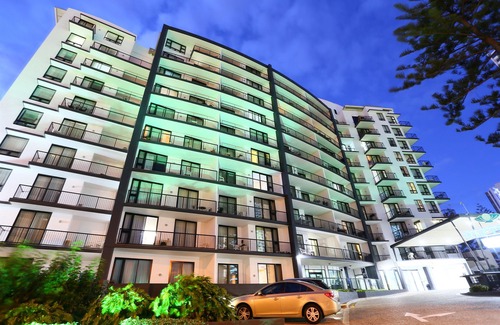 Broadbeach Other | Neptune Resort
