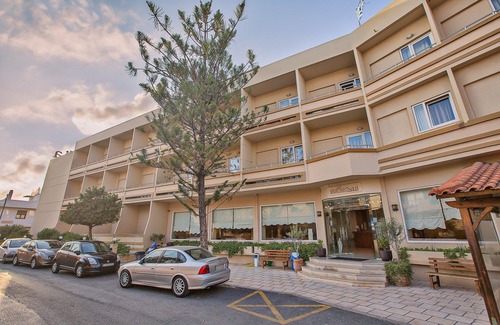 Nea Alikarnassos Hotel | Sofia Hotel