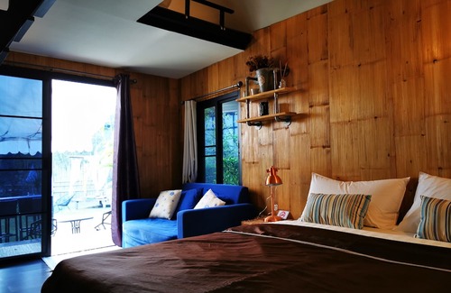 Khanong Phra Hotel | Brookhouse at Khaoyai