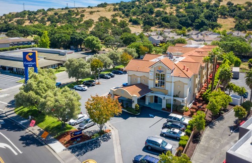 Fairfield Hotel | Comfort Inn Cordelia