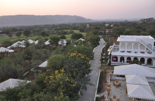 Ani Hotel | Achrol Bagh