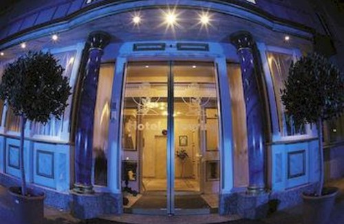 Naters Hotel | Adhhoc Hotel