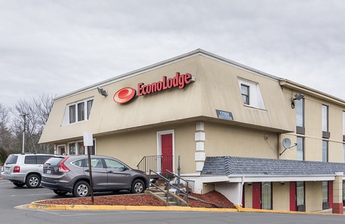 Dumfries Hotel | Econo Lodge Near Quantico Marine Base