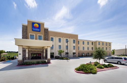 Victoria Hotel | Comfort Inn & Suites Victoria North