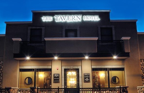Cottonwood Hotel | The Tavern Hotel