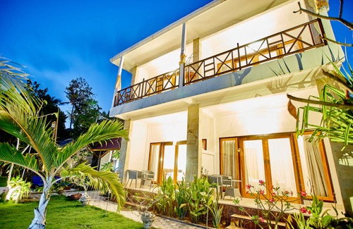 Jungut Batu Hotel | Nyuh Gading Home Stay