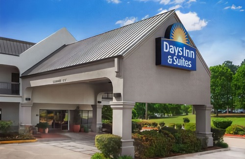 Tyler Hotel | Days Inn & Suites by Wyndham Tyler