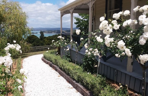 Parua Bay Hotel | Kauri Villas