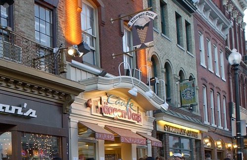 Radnor - Fort Myer Heights Hotel | Hilton Garden Inn Arlington/Courthouse Plaza