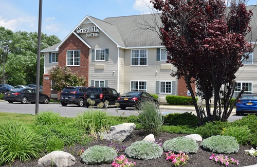 East Syracuse Hotel | Cresthill Suites Syracuse