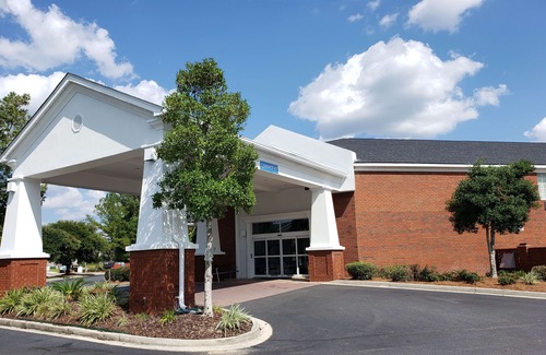 Port Wentworth Hotel | Wingate by Wyndham Port Wentworth Savannah Area