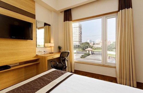 DLF City Hotel | Silver Oak @ 56A