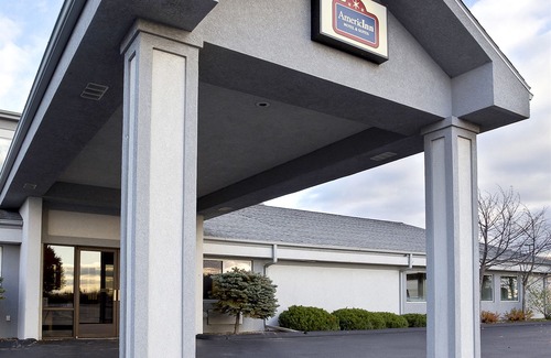 Bay City Hotel | AmericInn by Wyndham Bay City