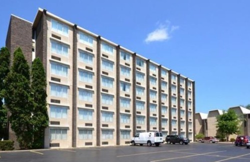 Franklin Hotel | Quality Inn & Conference Center