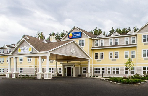 Wilton Hotel | Comfort Inn & Suites Wilton