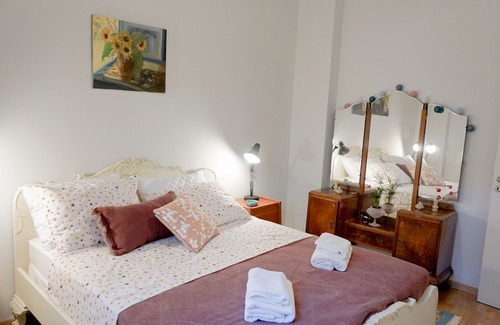 Kallithea Hotel | A Comfortable Apartment in Kallithea