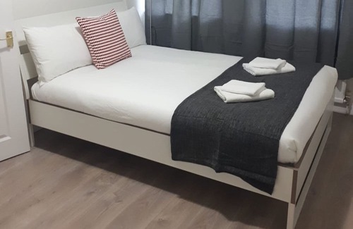 Tooting Hotel | Marble Apartments Broadway Two