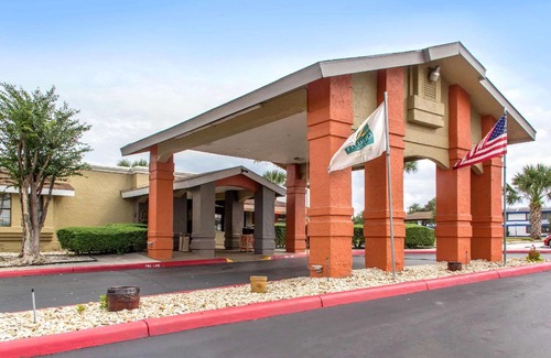 San Antonio Hotel | Quality Inn & Suites I-35 - Near ATT Center