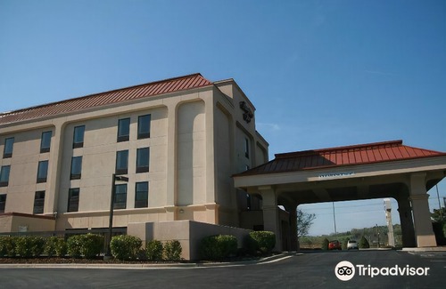 Wilkesboro Hotel | Hampton Inn Wilkesboro