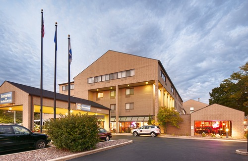 Regent Hotel | Best Western Plus InnTowner Madison
