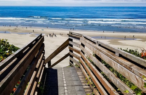Newport Hotel | Nye Beach Condos & Cottages