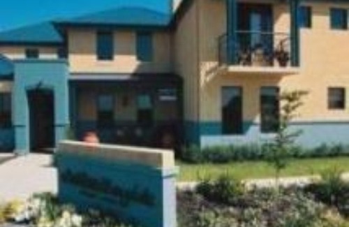 Collingwood Park Hotel | The Beach House at Bayside