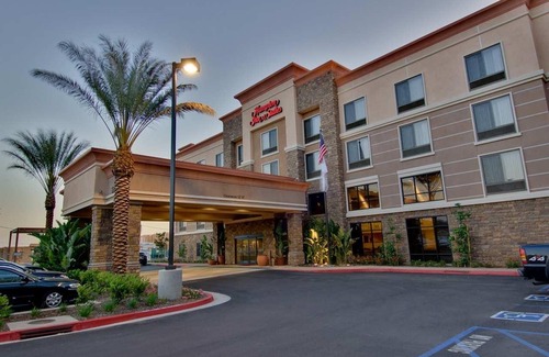 Moreno Valley Hotel | Hampton Inn and Suites Moreno Valley