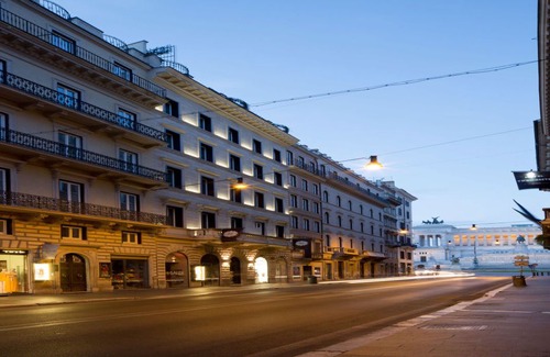 Rome City Centre Hotel | Via Del Corso Home Roma