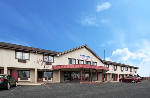 Syracuse Hotel | Rodeway Inn Syracuse