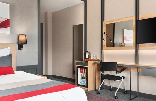 Tire Hotel | Ramada by Wyndham Tire
