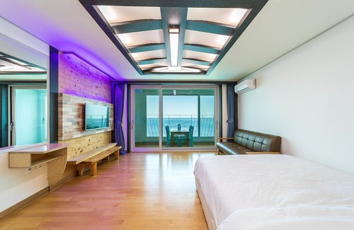 Samcheok Hotel | Pension Venezia in Samcheok