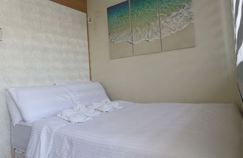 Barangay 76 Hotel | CondoDeal at Shell Residences Moa Pasay