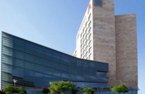 Romareda Hotel | Hotel Reina Petronila