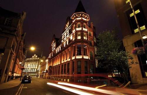 Leeds City Center Hotel | Quebecs