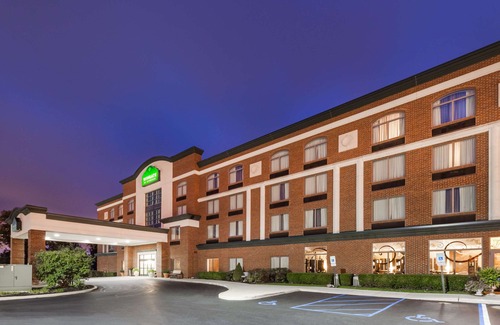 Sylvania Hotel | Wingate by Wyndham Sylvania