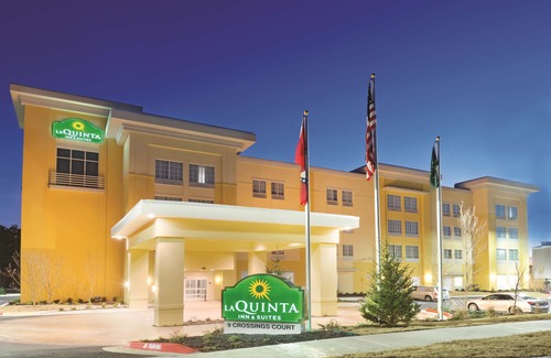 Little Rock Hotel | La Quinta by Wyndham Little Rock - West