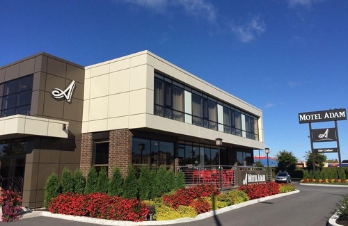 Downtown Gatineau Hotel | Motel Adam