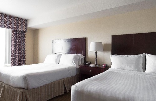 Lynnwood Hotel | Holiday Inn Express & Suites Seattle North - Lynnwood, an Ihg Hotel