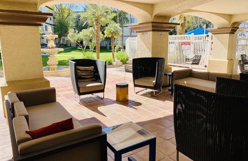 Surprise Original Townsite Hotel | Windmill Suites Surprise, Ascend Hotel Collection