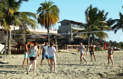 Wailoloa Hotel | Smugglers Cove Beach Resort & Hotel