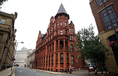 Leeds City Center Hotel | Quebecs