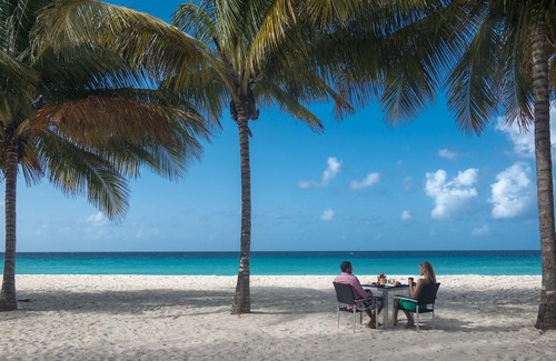 St. Lawrence Gap Hotel | Divi Southwinds Beach Resort