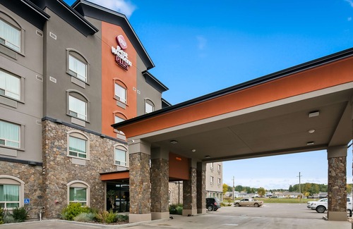 Drayton Valley Hotel | Best Western Plus Drayton Valley All Suites
