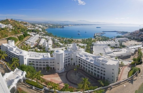 Las Hadas Hotel | Las Hadas by Brisas