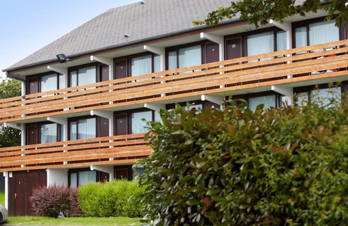 Chaumontel Hotel | Kyriad Chantilly Sud - Luzarches