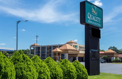 Port Allen Hotel | Quality Inn & Suites Baton Rouge West – Port Allen