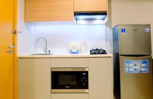 Central Jakarta Hotel | Homey Studio Room at Capitol Suites