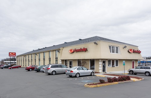 Dumfries Hotel | Econo Lodge Near Quantico Marine Base