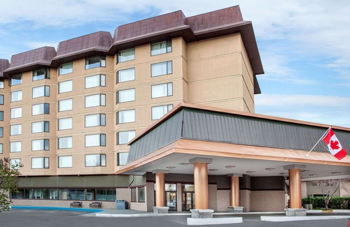Red Deer Hotel | Baymont by Wyndham Red Deer
