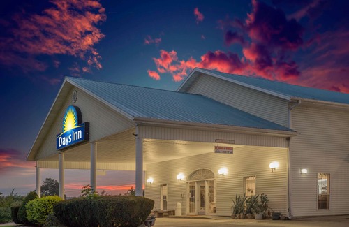 Hardy Hotel | Days Inn by Wyndham Hardy